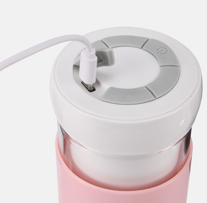 Portable Blender: 2-Blade USB Rechargeable